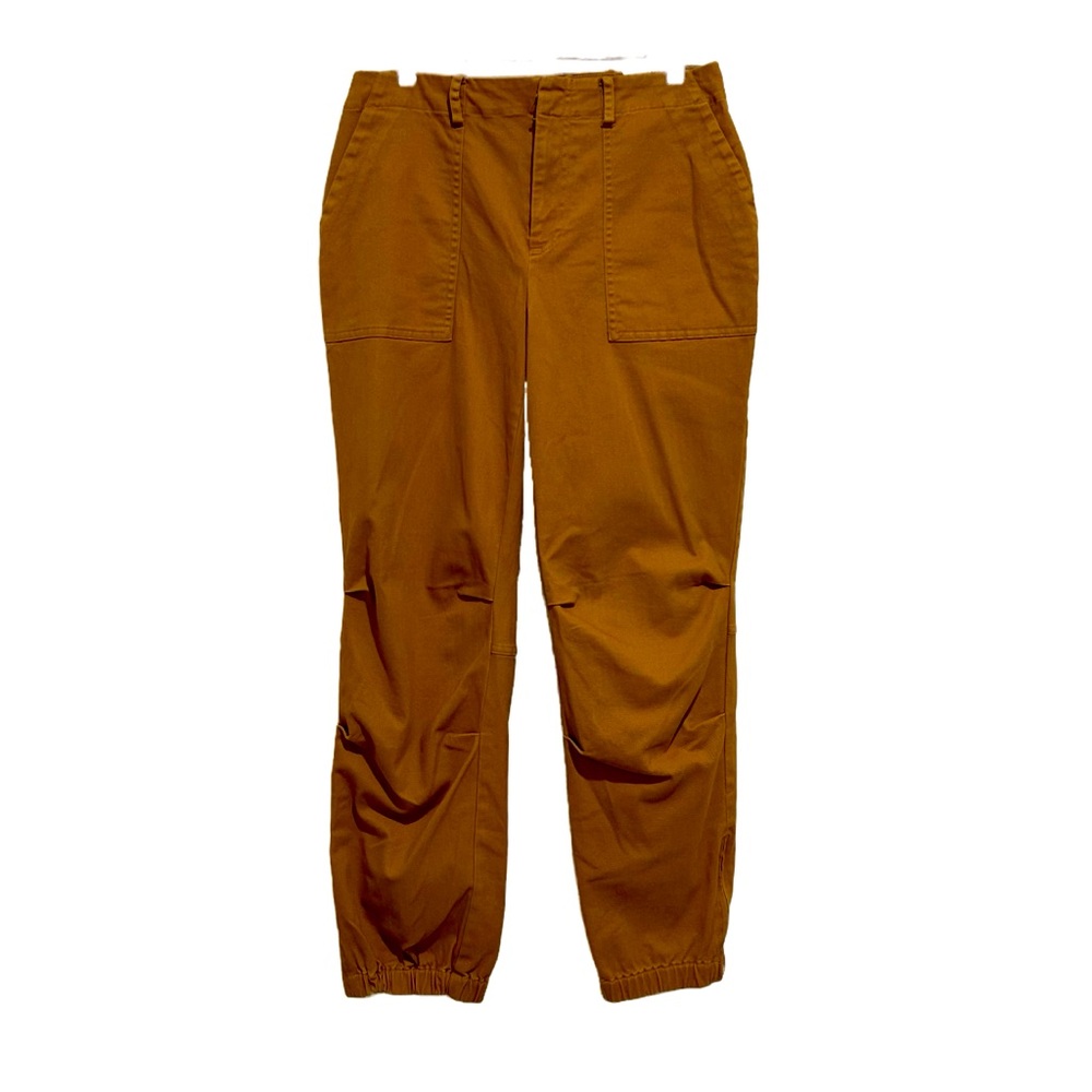 INC tan cargo pants. Size 6. NWT.